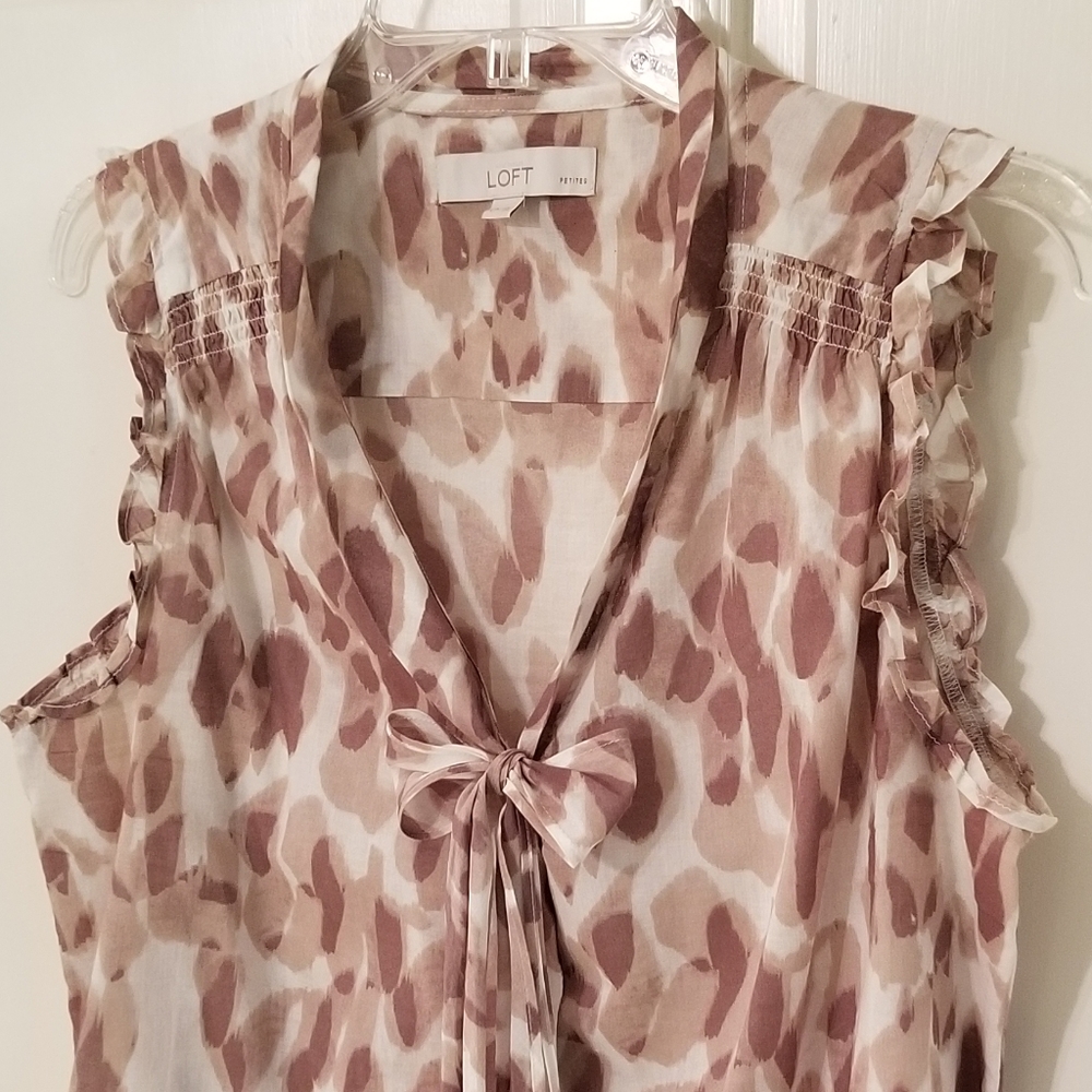Loft button down shirt - Picture 2 of 7